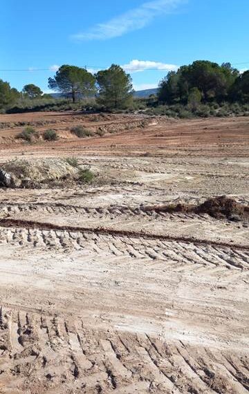 4ef93f0e-38e7-4165-9f10-8cd1a08ce668