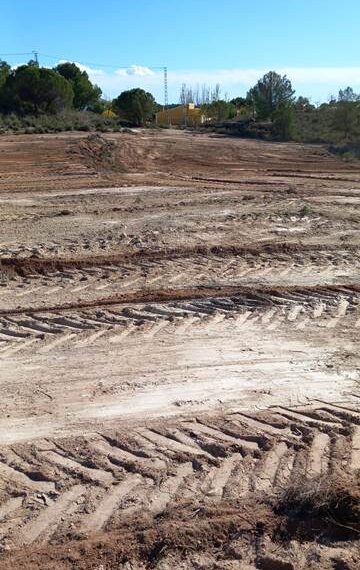 e4b816f6-989f-442c-8024-70d6e248f2b9