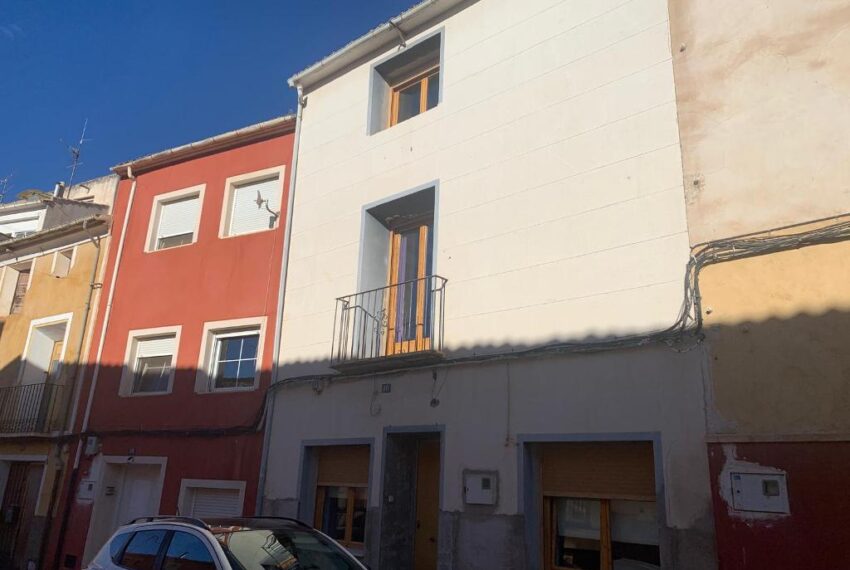 4b52ffc3-ff53-4acf-af66-2c49e6b4cabe