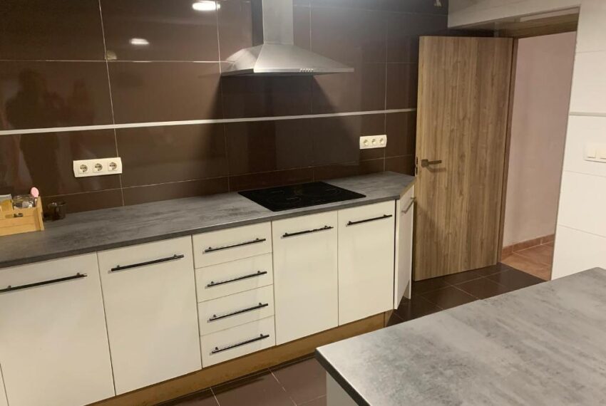 b50dbeb2-30dd-4e6c-9ba3-f70ef28e9214