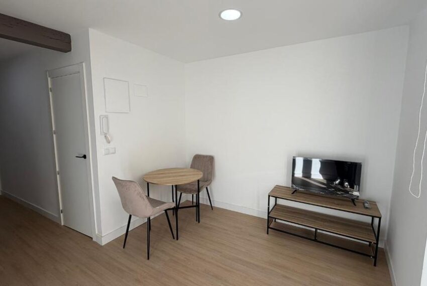 eb0335bd-f178-4f33-9799-87a5a8c3b0e1