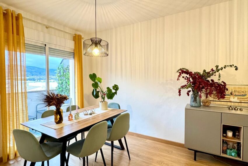 e9b9d44f-361c-46ed-b403-79423250fb3d