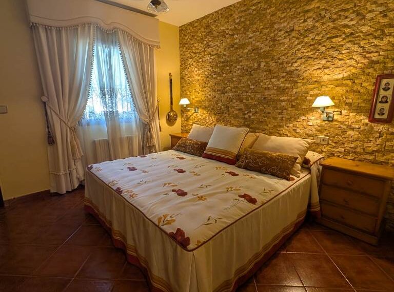 b14eeac4-c19c-45da-847f-60be31745ed5