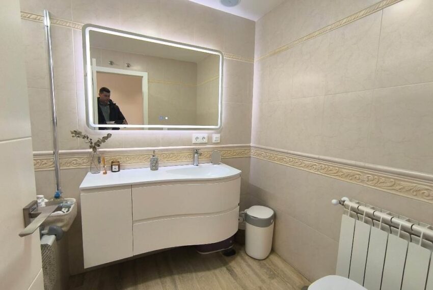 44fa2810-6e90-48d6-bd07-3200dc8d4065