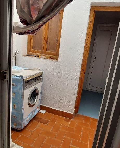 a947a811-f62b-4855-9b60-fb908fdd6f9e