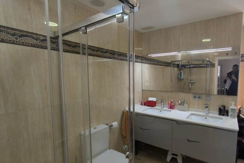 c32c2b00-de7f-405a-8208-c4bebcd292c8